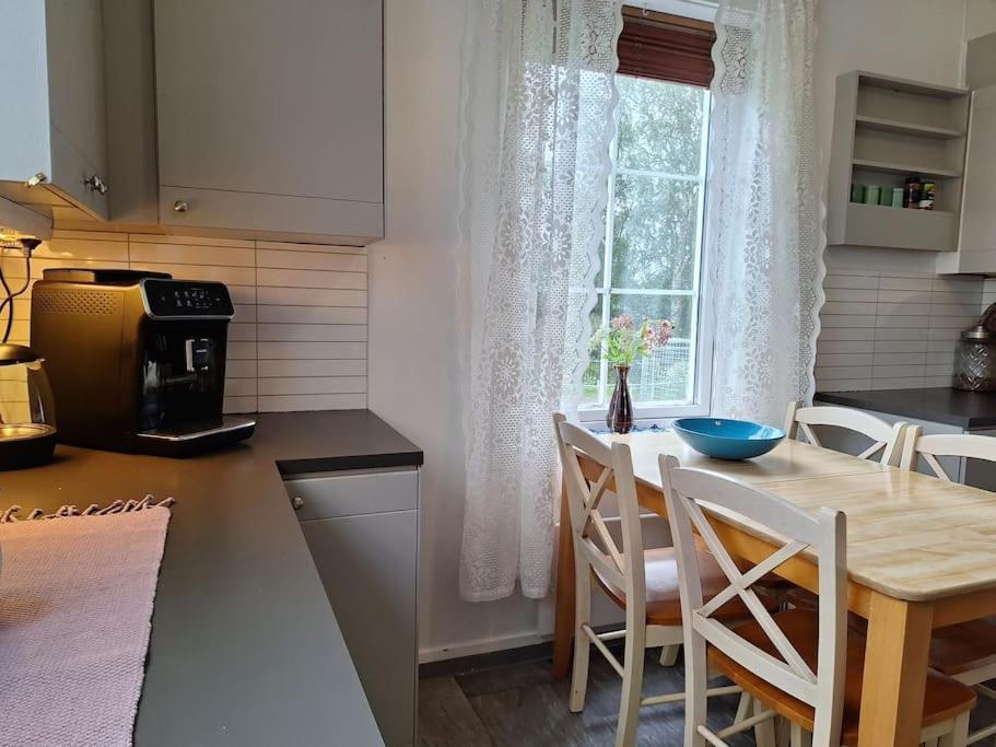 Privat Leilighet Pa Gard Med Badstue Og Nordlys 纳尔维克 外观 照片